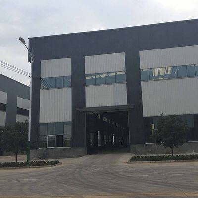 Magazyn ze stalową konstrukcją na zamówienie z ramą stalową Q235 Q355