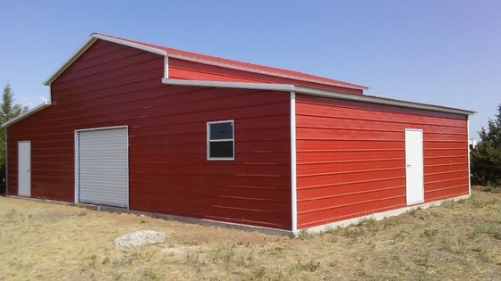 Q355 Q235B Stalowa konstrukcja stalowa prefabrykowana z akcesoriami i na życzenie