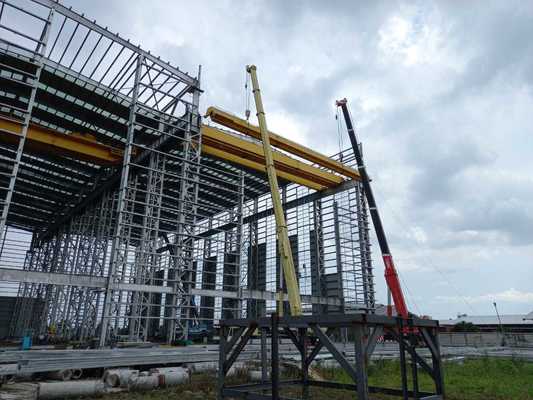 9 punktów sejsmicznych warsztat konstrukcji stalowych z lekką stalową ramą główną Q355 i krótkim okresem budowy