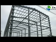 Stalowa rama portalu